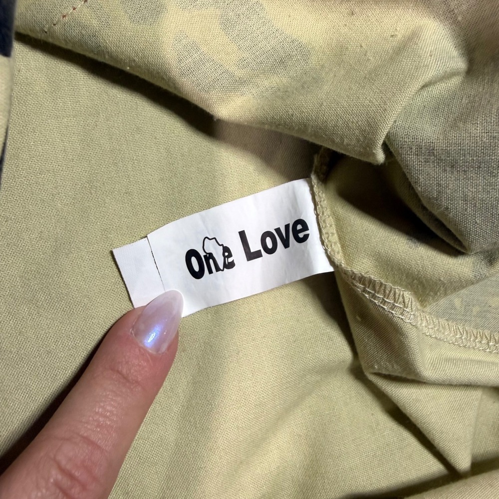 One Love Bob Marley Soul Rebel Graphic Button Up Shirt Tan Rasta Lion Mens - Picture 7 of 7